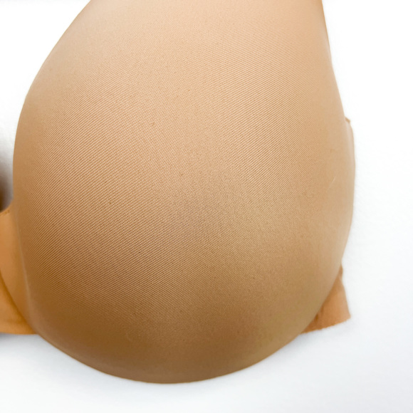 La Vie En Rose Sleekback 40DD Nude Bra - Picture 5 of 7